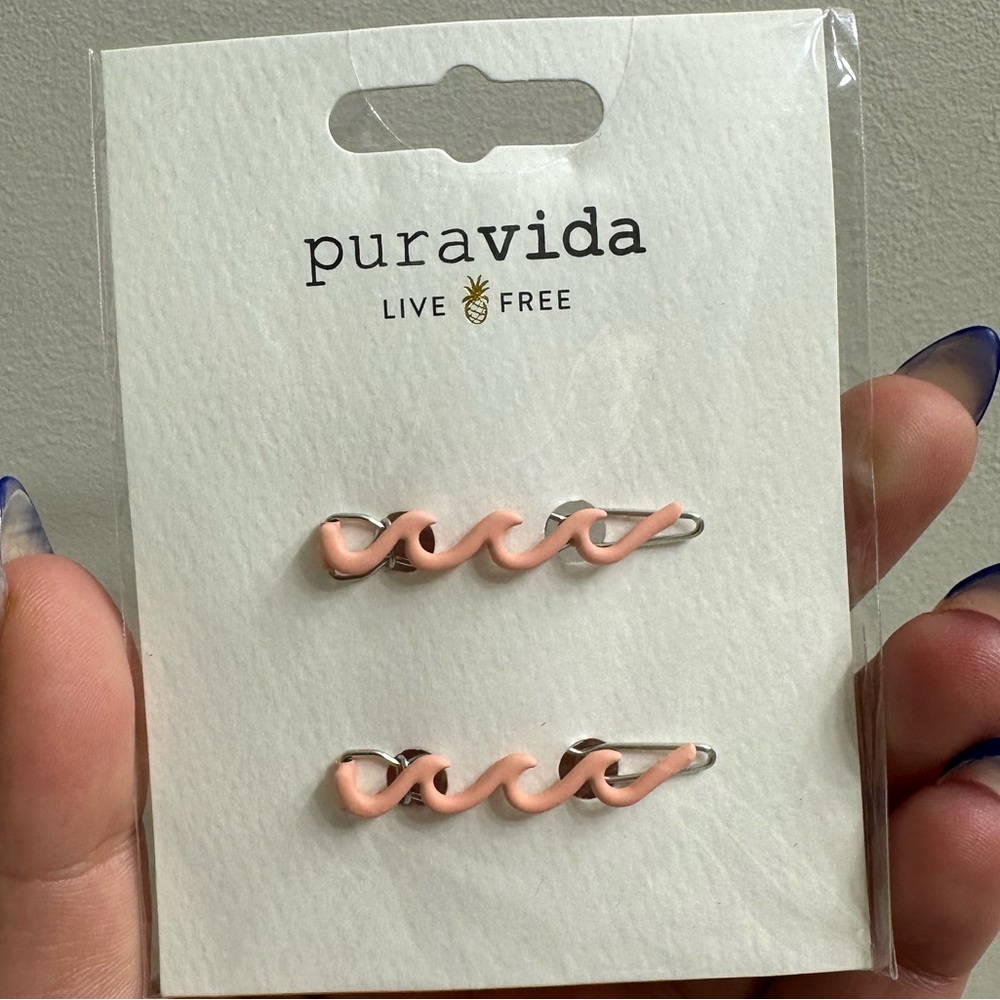 Pura Vida Light Pink Wave Hair Clips